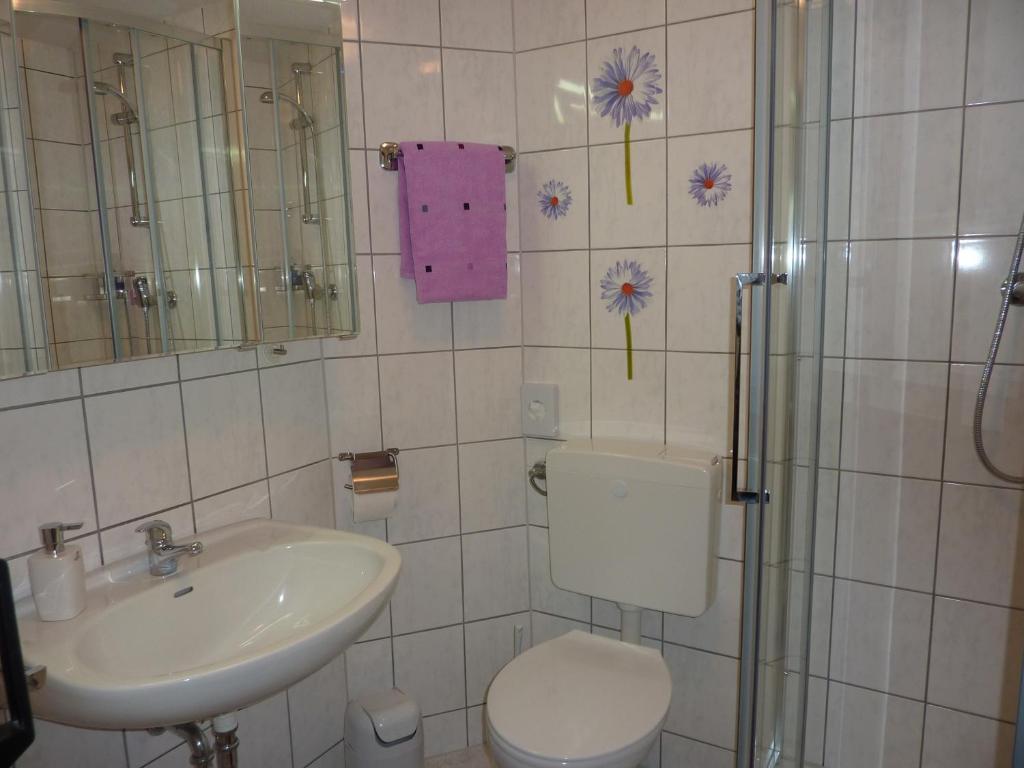 Pension Rheingold Garni Bad Grund Rum bild