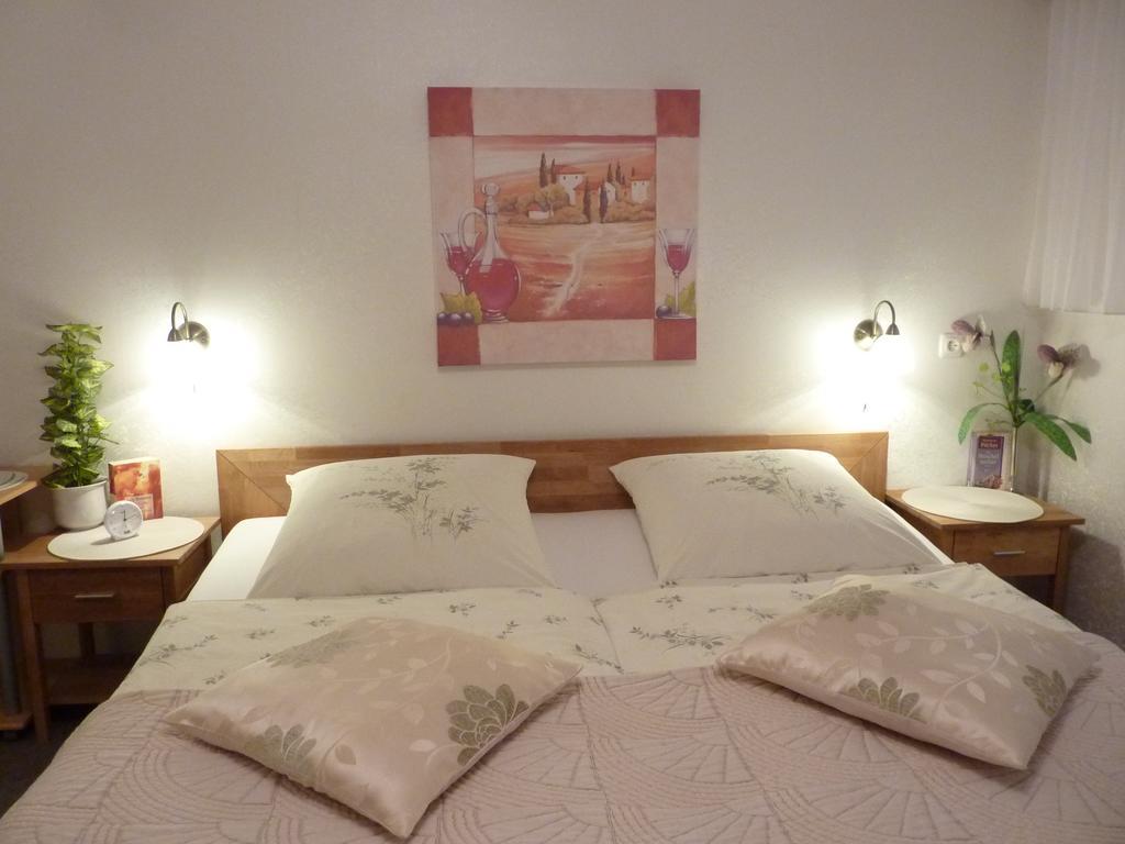 Pension Rheingold Garni Bad Grund Exteriör bild